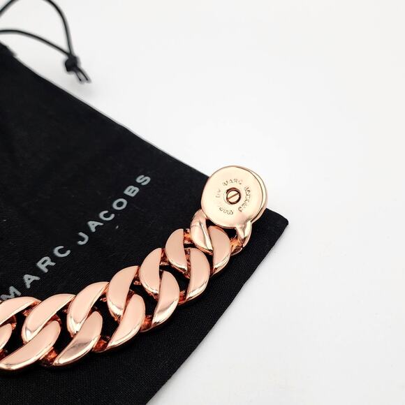 MARC BY MARC JACOBS Katie Turn Lock Rose Gold Bracelet 7.5" - Picture 4 of 14